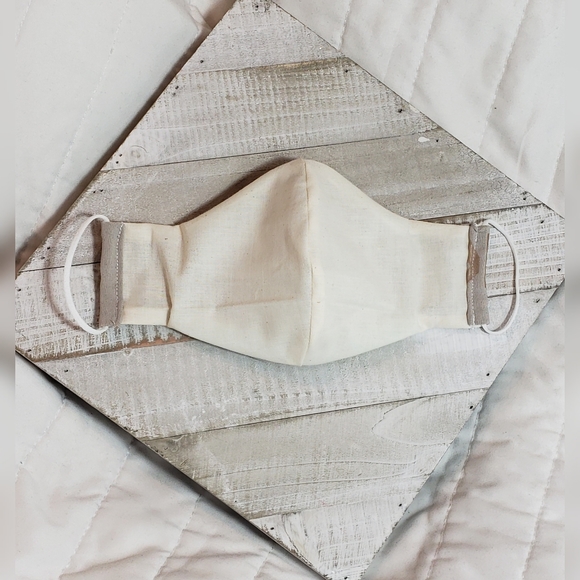 Face Mask Reversible Triple Layer Filter Beige NWT - Picture 3 of 3